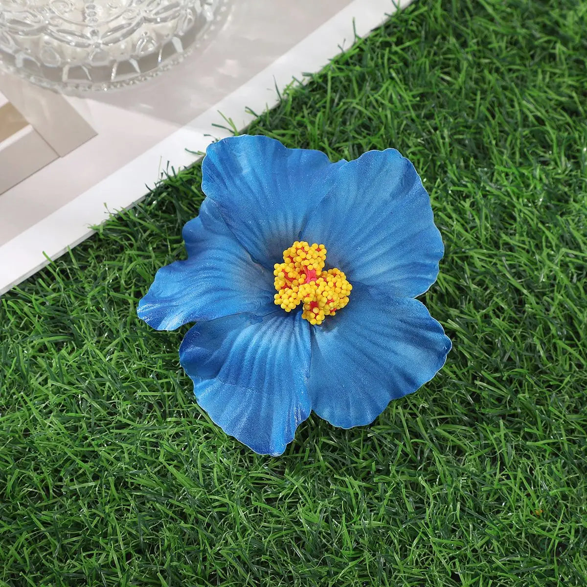 Leicht - stilvoll: Kleine Tulpenblumen-Haarspange für Sommer - Alltag