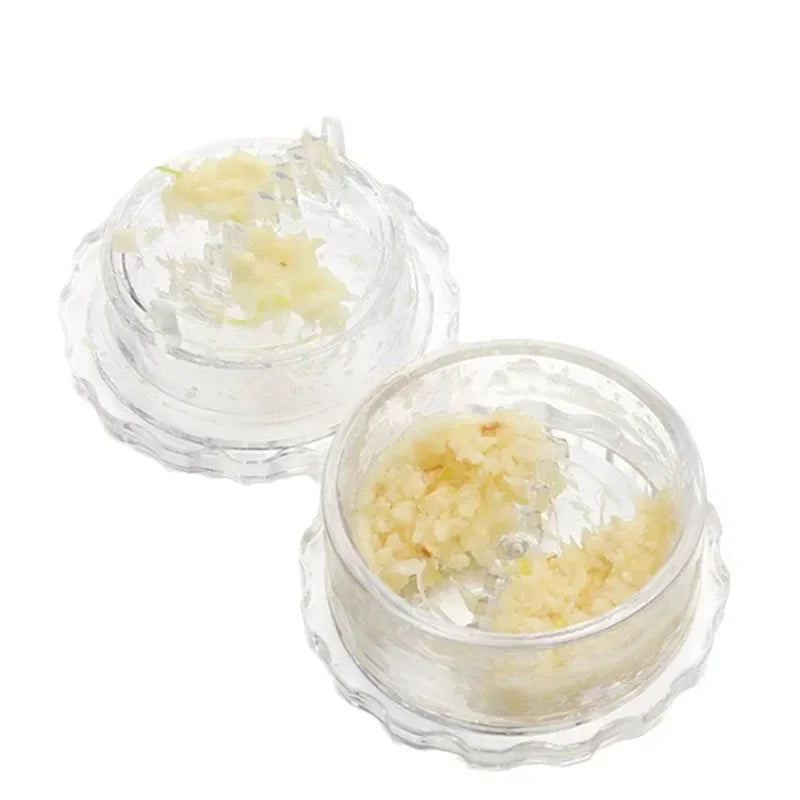 Manuelle Knoblauch Presse zum schnellen und einfachen Zerkleinern in der Küche