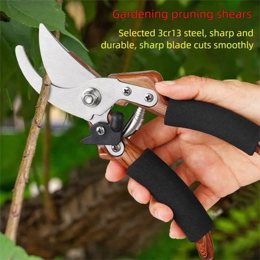 Scharfe Gartenschere mit rutschfestem Griff für Pflanzen und Gartenpflege