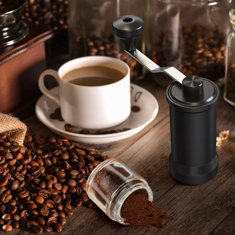 Manuelle Kaffeemühle mit Keramik-Mahlkern und rutschfestem Griff
