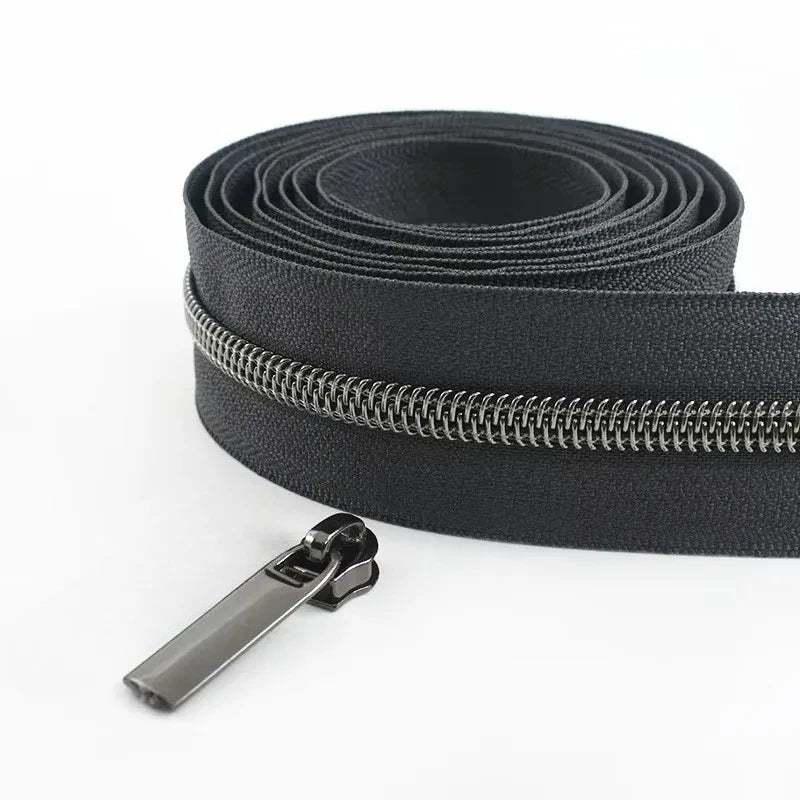 Nylon Reissverschlussband Nr 5 pro Meter mit Schiebern fuer Naehprojekte