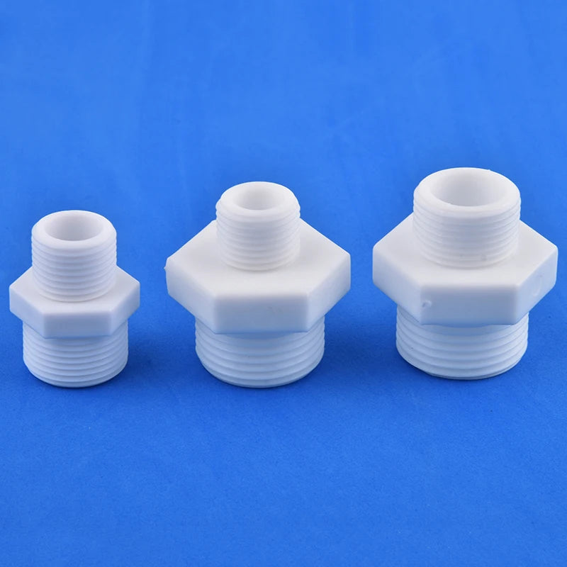 Vielseitiges PVC Reduzierstück 1/2-1 mit Innen- - Außengewinde für Wasserleitungen