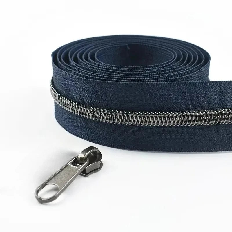 Nylon Reissverschlussband Nr 5 pro Meter mit Schiebern fuer Naehprojekte