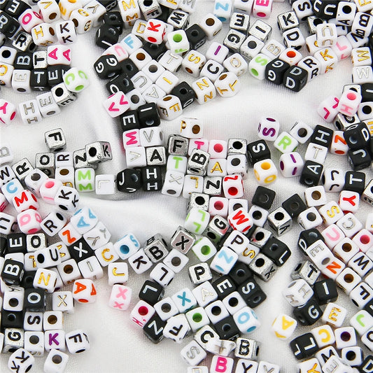 6x6mm Quadratische Acryl Alphabet Perlen für DIY Schmuck Basteln