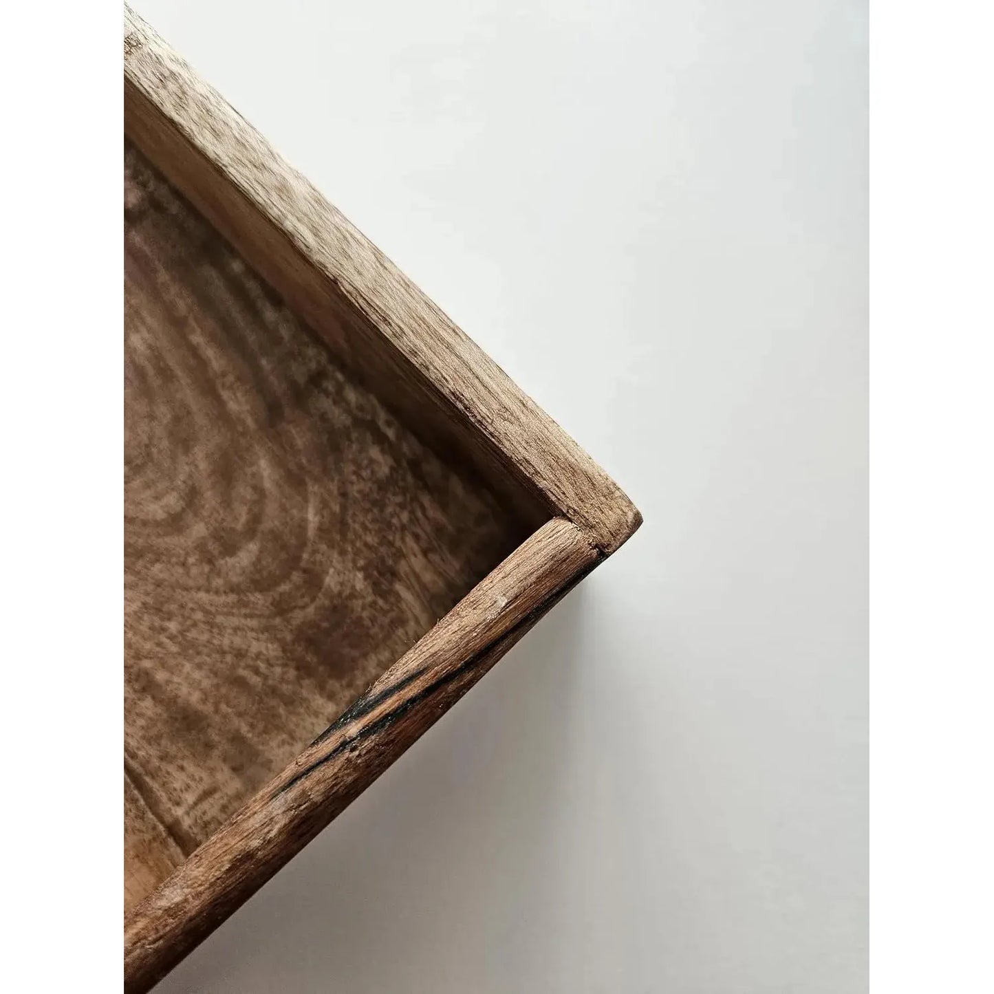 Serviertablett aus Mangoholz braun massiv mit Griffen eckig