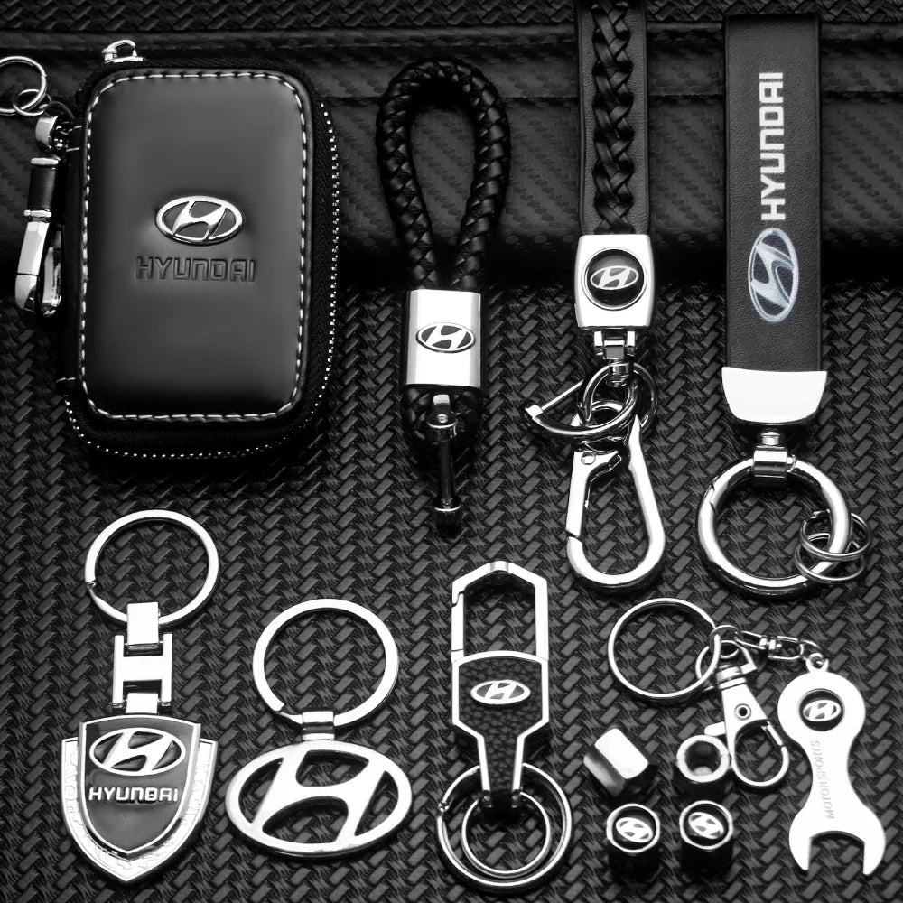 Robuster Metall-Leder Schlüsselanhänger mit Hyundai Emblem – Stilvoll - Praktisch