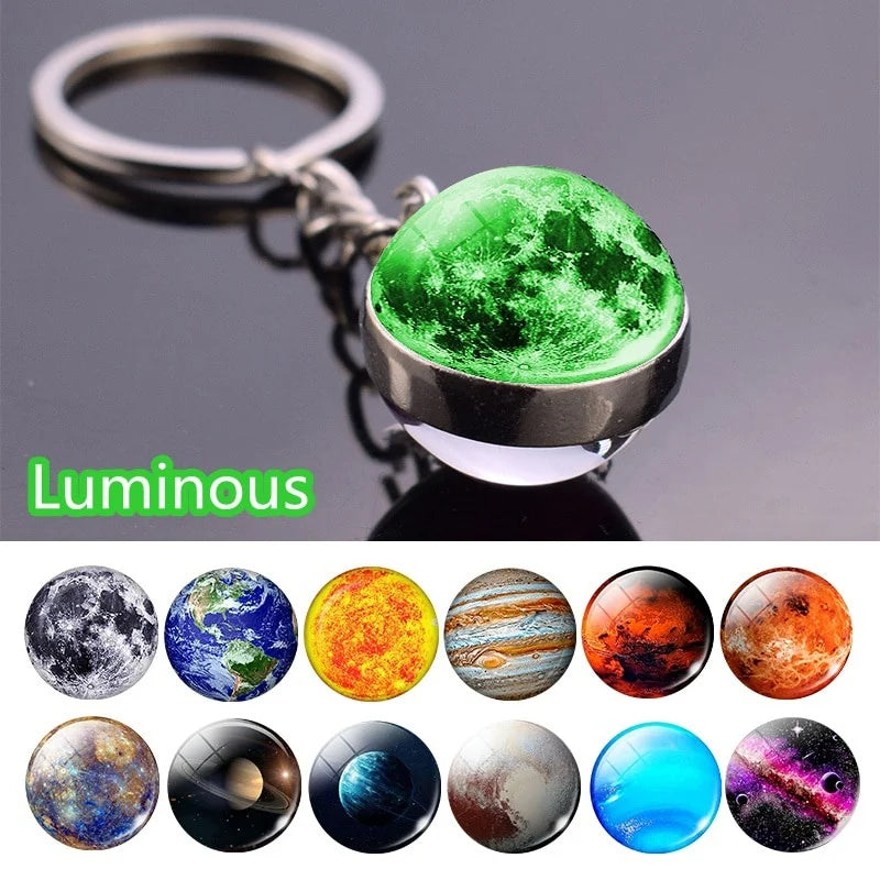 Leuchtender Solar System Schlüsselanhänger mit Glasball – Galaxy Design - Nachleuchten