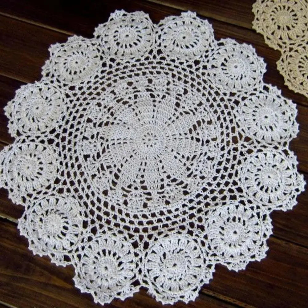 Runde Gehäkelte Baumwoll-Tischdecke – Spitze, Vintage Design, versch. Größen und Farben