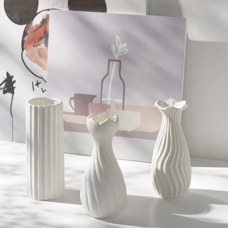 Bonbonfarbene Keramikknospenvase für Pampasgras und Blumen