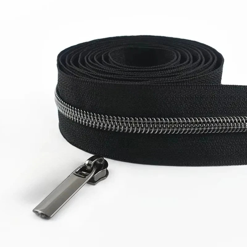 Nylon Reissverschlussband Nr 5 pro Meter mit Schiebern fuer Naehprojekte