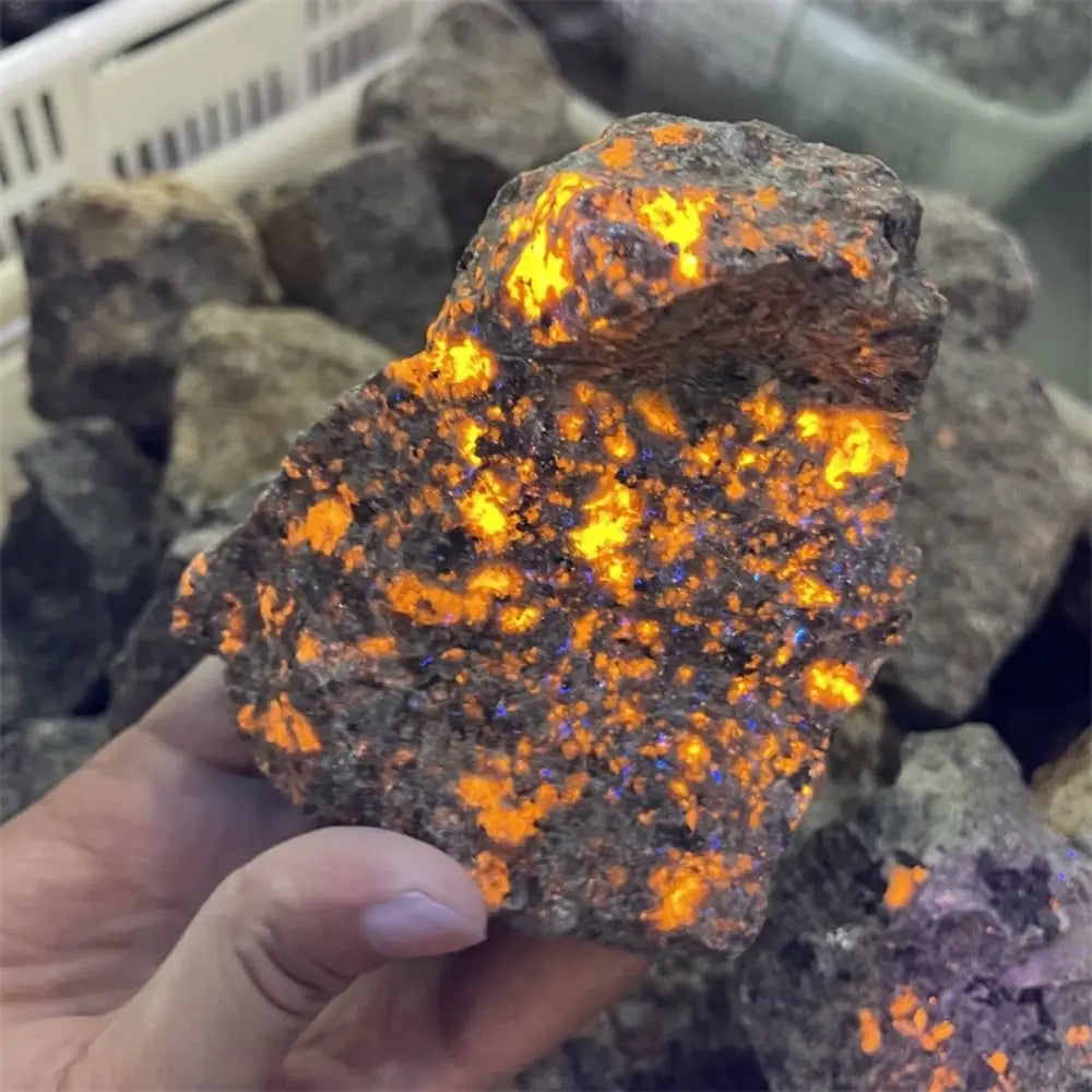 Natürliche Amerikanische Yooperlites Rohsteine Fluoreszierend Erklärung