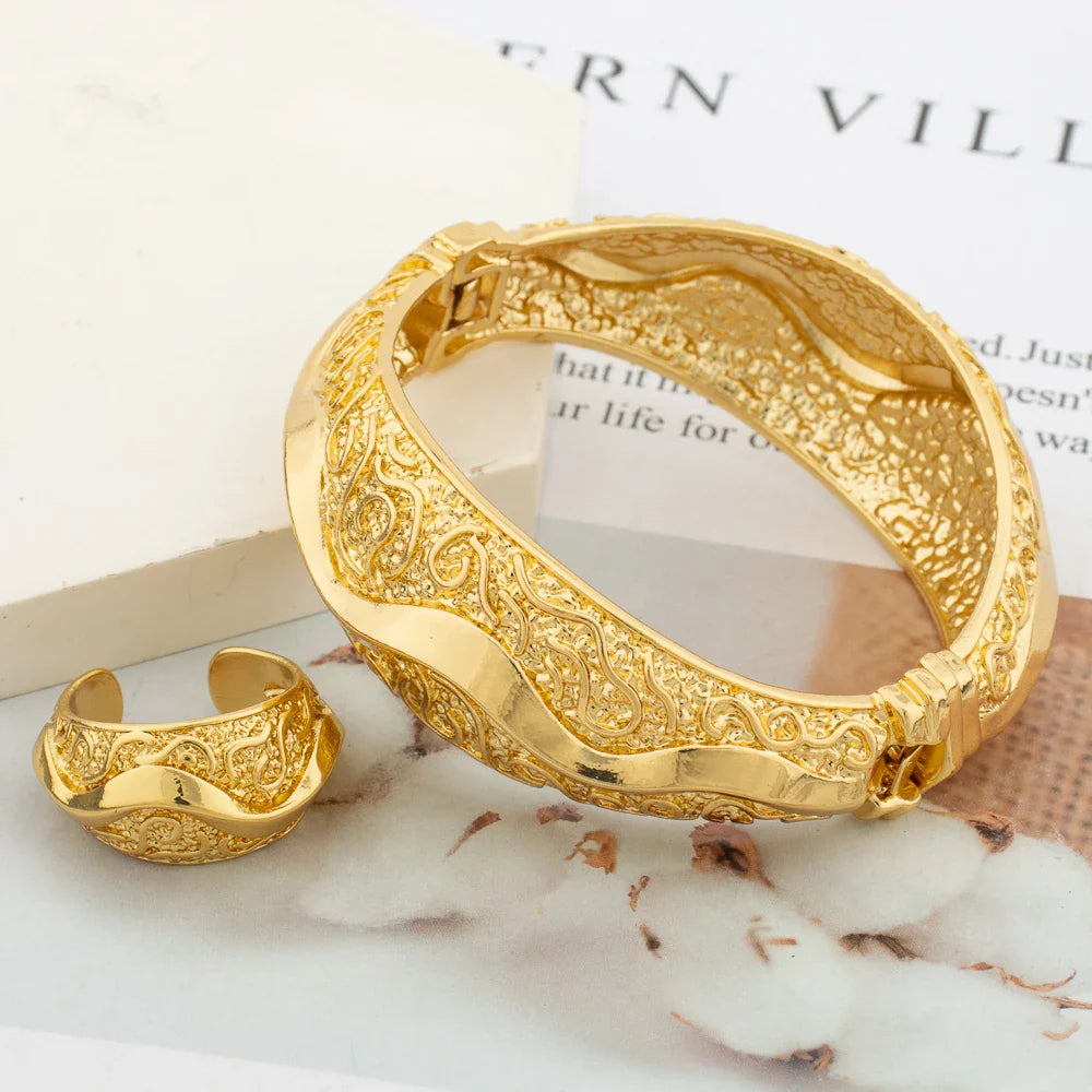 Warum 18k Gold Plattierter Schmuck Mehr Bedeutet Als Nur Glanz