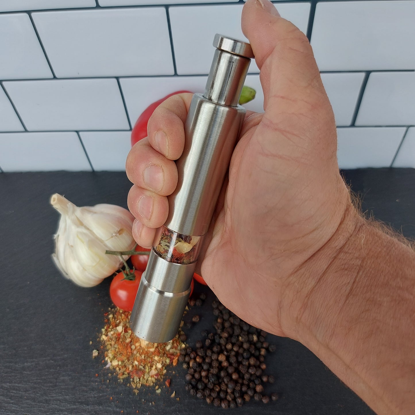 Salz und Pfeffermühle für präzises Würzen Ihrer Speisen