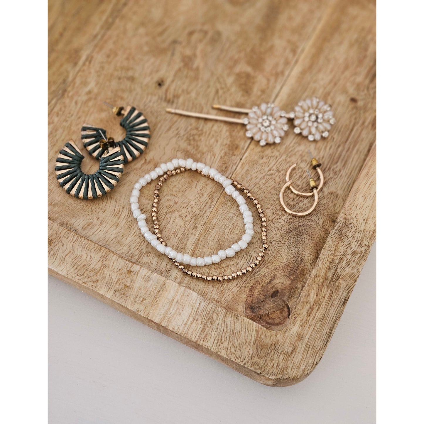 Naturbelassenes Mangoholz Tablett 24x24 cm hellbraun