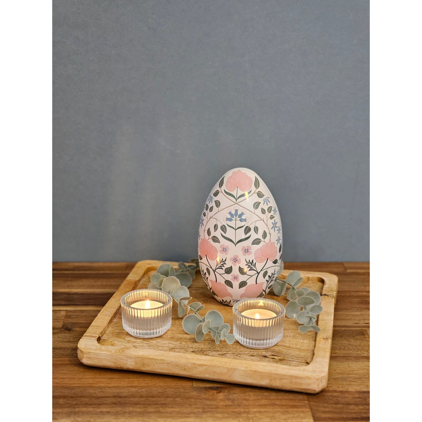 Naturbelassenes Mangoholz Tablett 24x24 cm hellbraun