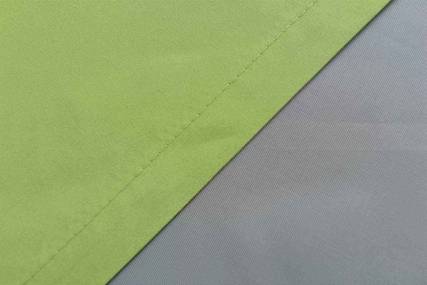 2er Set Vorhänge Schal Ösen »Berlin« Microsatin Lichtdurchlässig Uni Matt 20405N2-gardinenbox.de