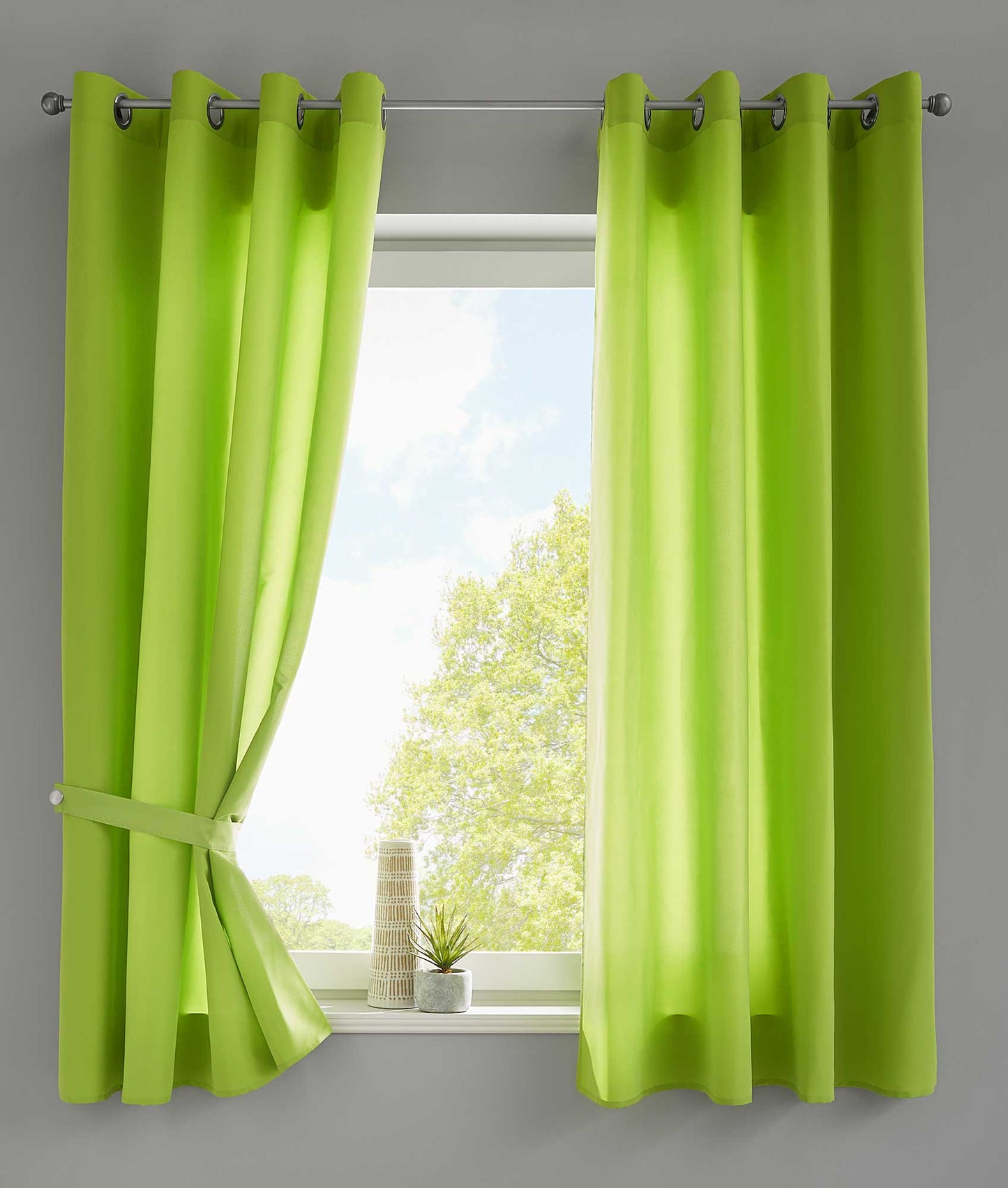 2er Set Vorhänge Schal Ösen »Berlin« Microsatin Lichtdurchlässig Uni Matt 20405N2-gardinenbox.de