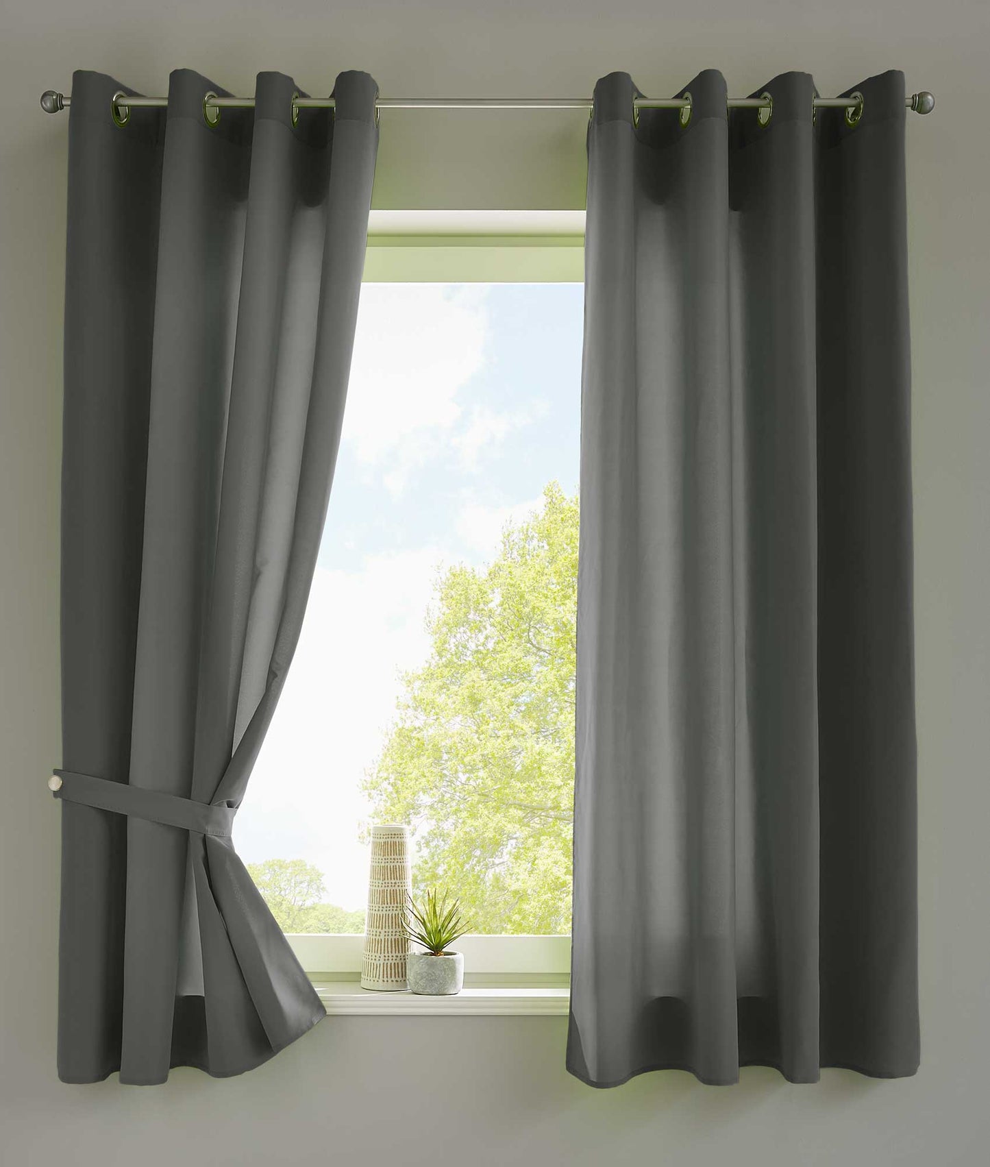 2er Set Vorhänge Schal Ösen »Berlin« Microsatin Lichtdurchlässig Uni Matt 20405N2-gardinenbox.de