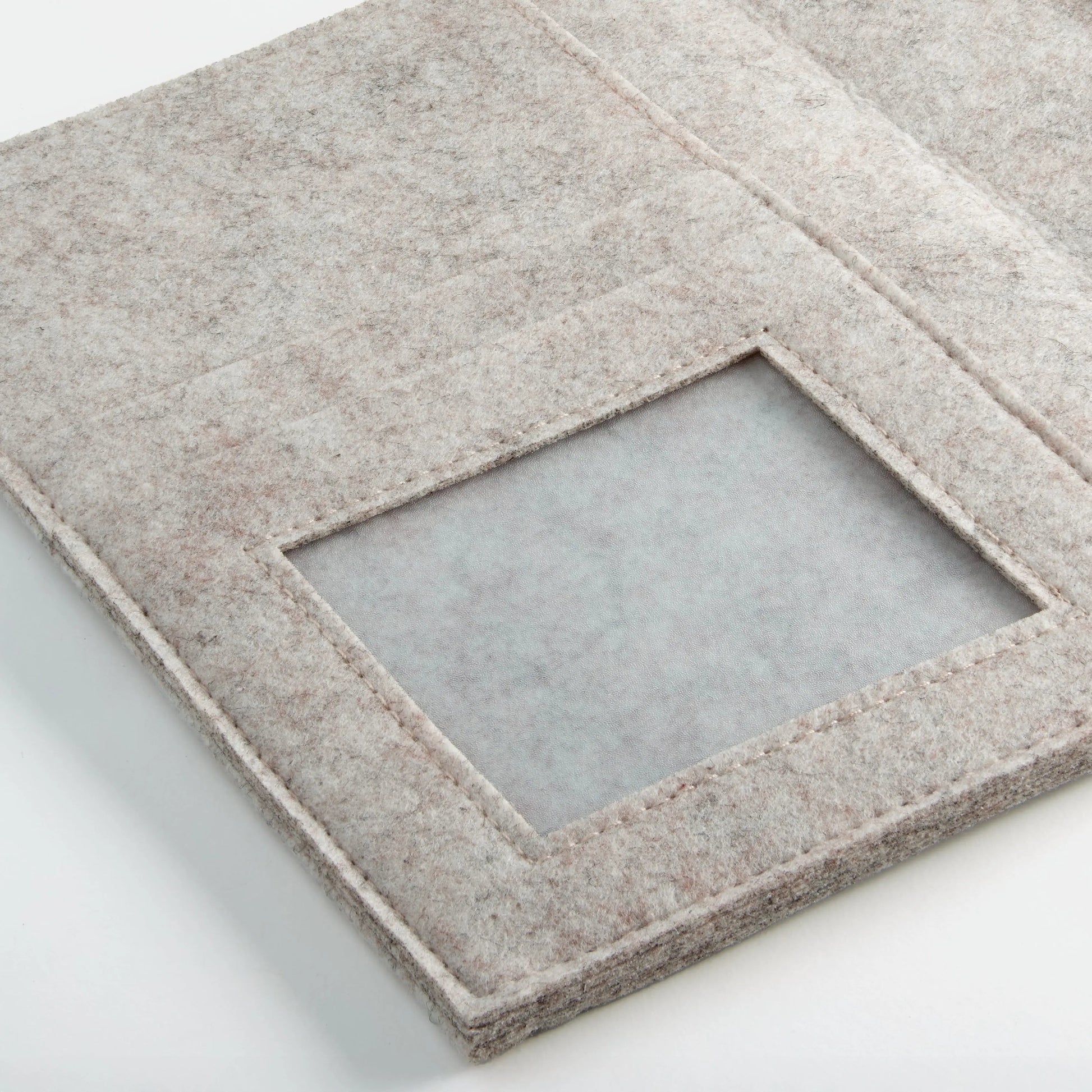 U-Heft Hülle aus weichem Filz für optimale Aufbewahrung-NuNi UG