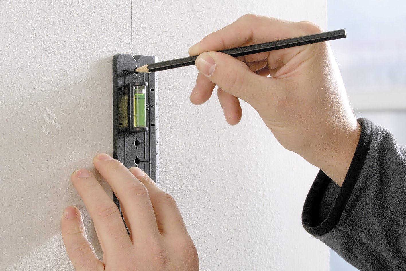 Wolfcraft Schablone für präzise Hohlwanddosen Installation Bohrhilfe