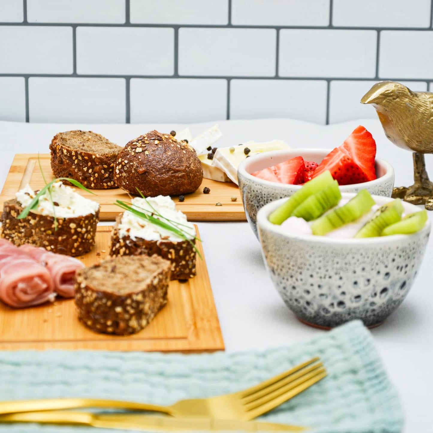 DuneDesign Bambus Frühstücksbrettchen 6er Set klein mit Saftrille 22x15 cm-DuneDesign