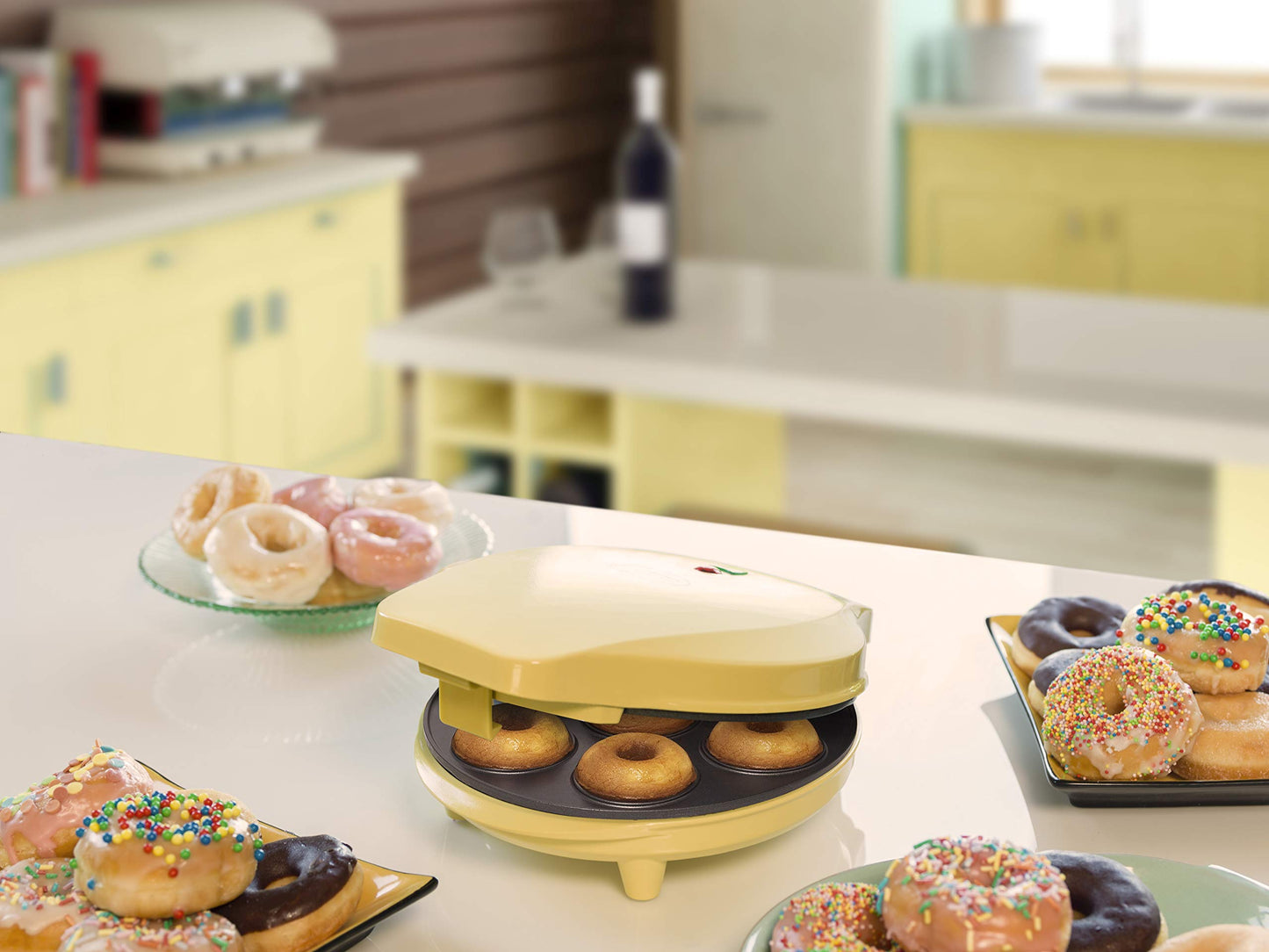 Mini Donut Maker mit 7 Backmulden und Antihaftbeschichtung