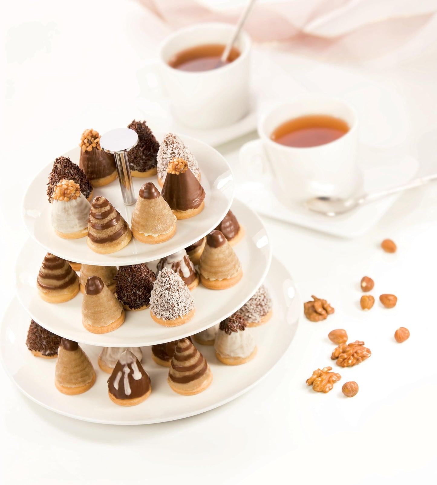 Backform fuer gefuelltes Gebaeck Bienenkoerbchen