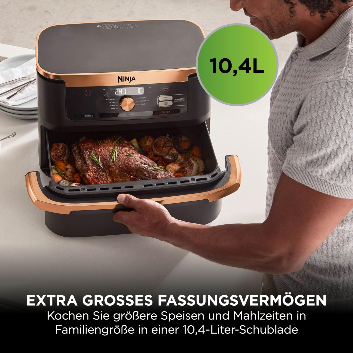 Ninja Foodi FlexDrawer Dual Zone Heißluftfritteuse, Air fryer mit 10,4-Fach und herausnehmbarem Trenner, Antihaftbeschichtung, spülmaschinenfester Korb, 7-in-1, Schwarz & Kupfer, AF500EUCP
