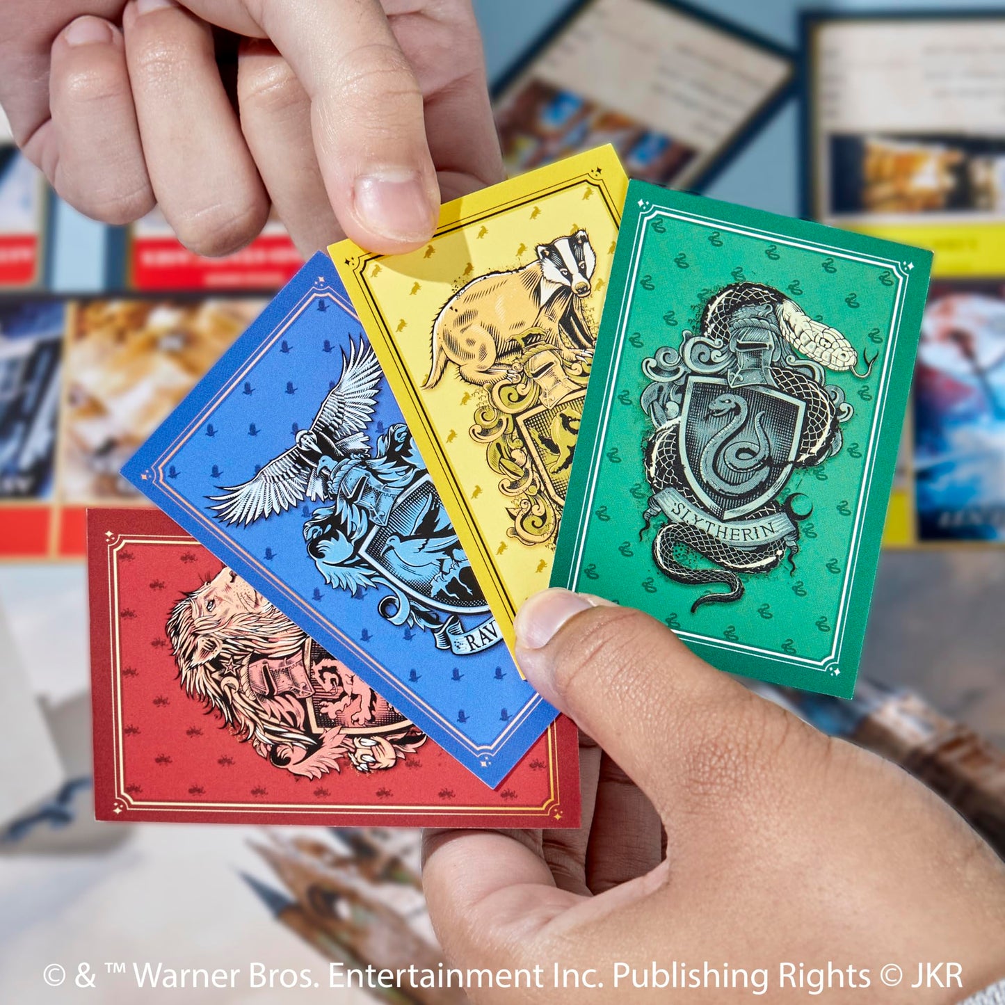 Monopoly Harry Potter Edition Brettspiel, Familienspiel für 2 bis 6 Spieler, ab 8 Jahren - Deutsche Fassung