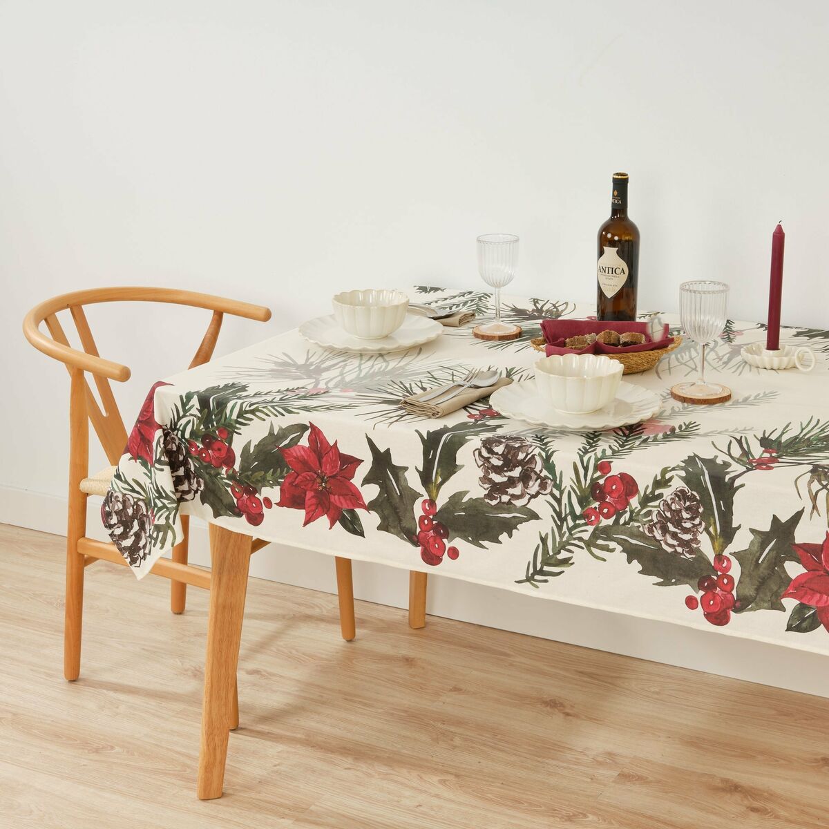 Fleckenabweisende geharzte Tischdecke Belum Christmas Flowers 250 x 140 cm-Haus & Küche, Heimtextilien-Belum-Ciniskitchen
