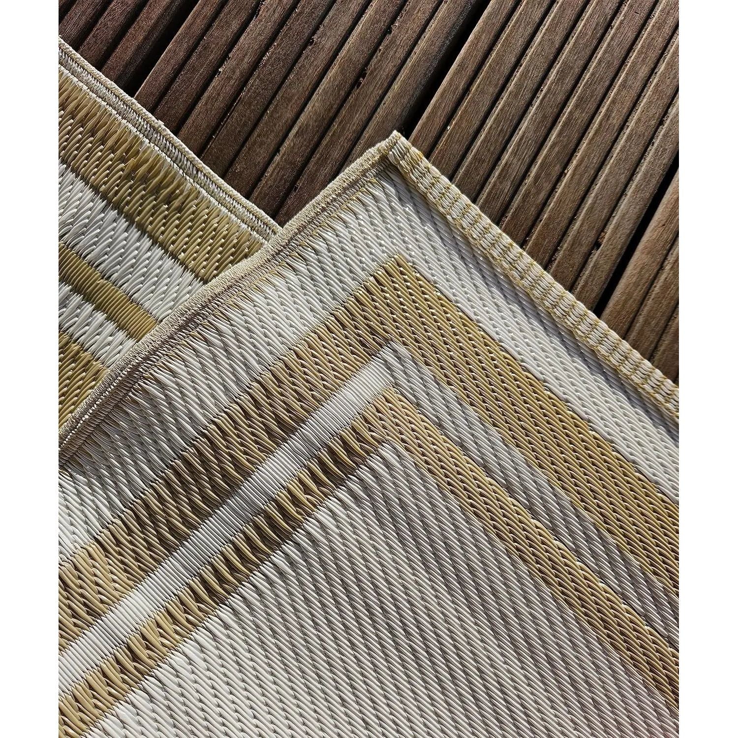 Teppich Outdoor Balkonteppich außen Balkon Terrasse beige weiß 150 x 90 cm