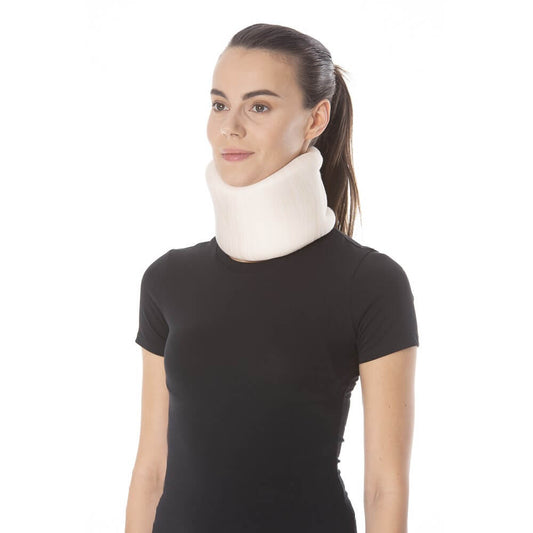 Weiche Halskrause zur Nackenentlastung – AT53029
