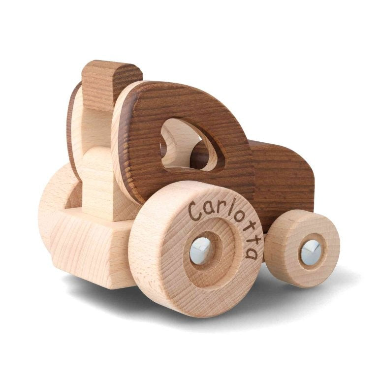 Goki Naturtraktor personalisierbar – Nachhaltiger Holztraktor ab 2 J.