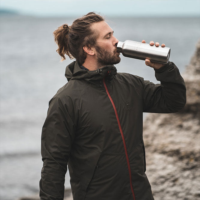 Isolierflasche aus Edelstahl für langanhaltend heiße und kalte Getränke