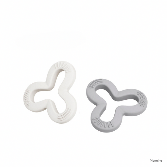 Sanfter Kleeblatt Beißring für schmerzende Babyzähnchen