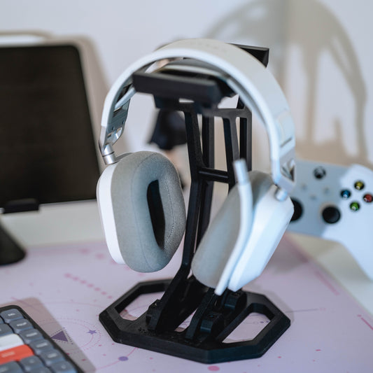 Stylischer Headphone Stand im Industrial Design für Gaming Setups