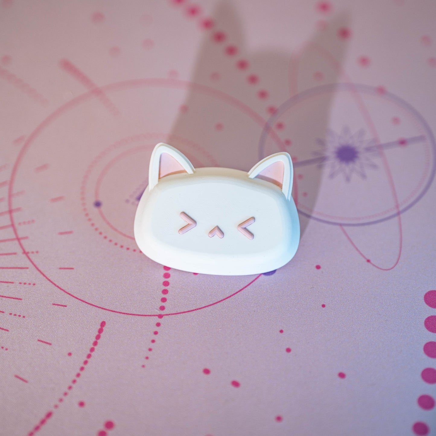 Personalisierbares Katzen-Accessoire für Kopfhörerständer