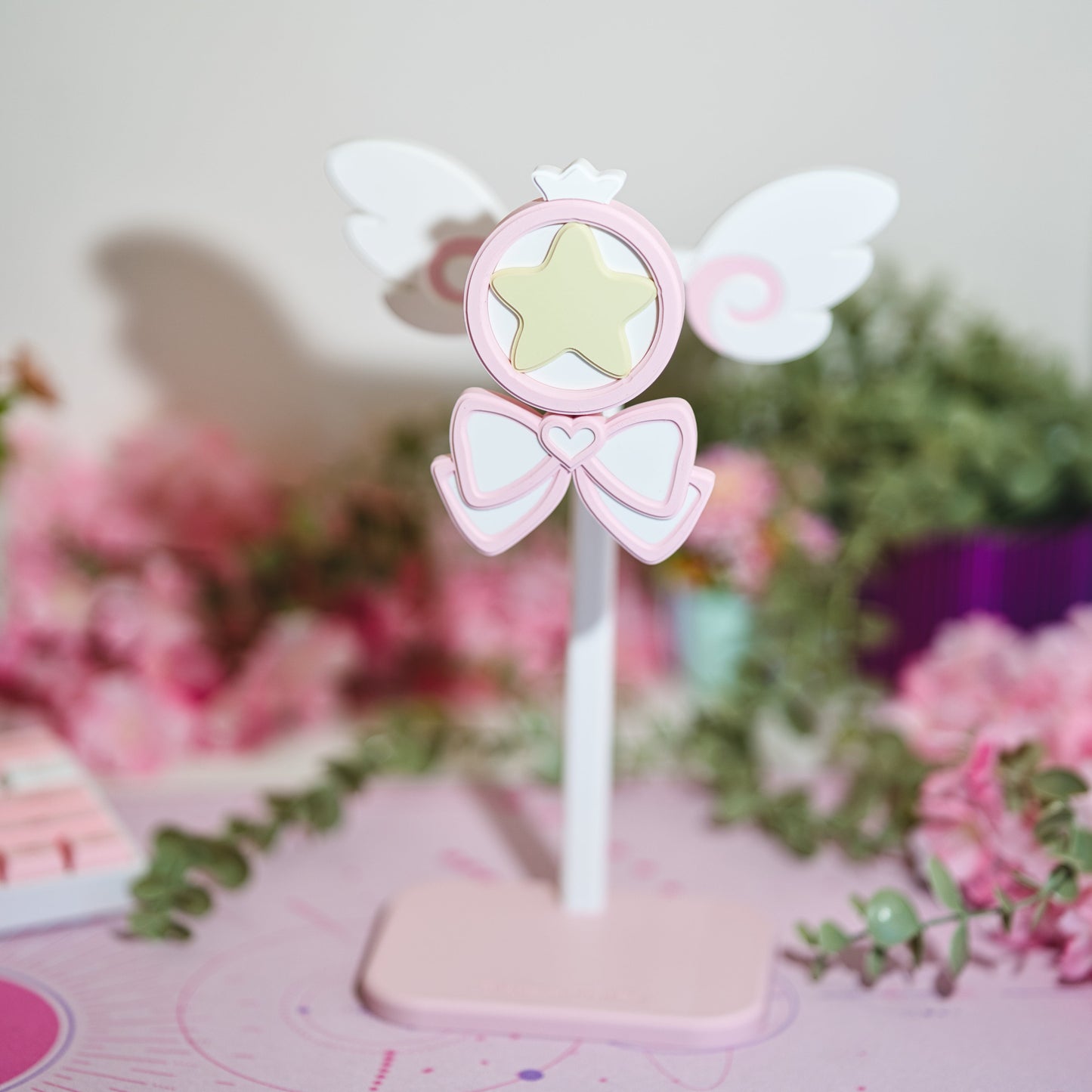 Attraktiver Kopfhörerständer mit magischem Design