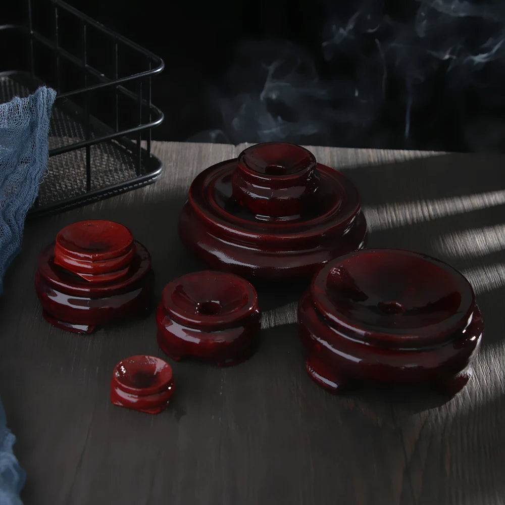 Moderner Holzhalter für Kristallkugeln mit einfacher Handhabung