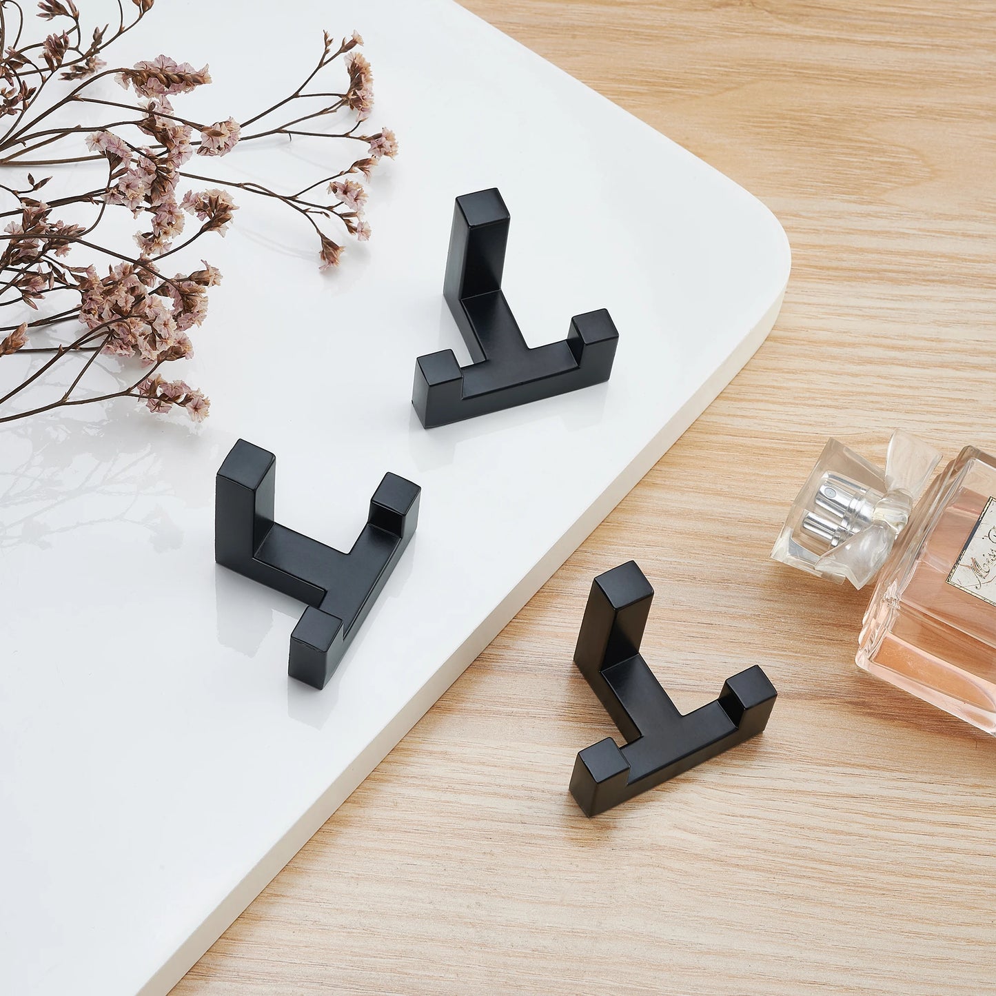 Moderne schwarze Wandhaken aus Zinklegierung für Ihr Zuhause