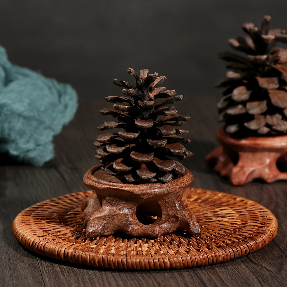 Moderner Holzhalter für Kristallkugeln mit einfacher Handhabung