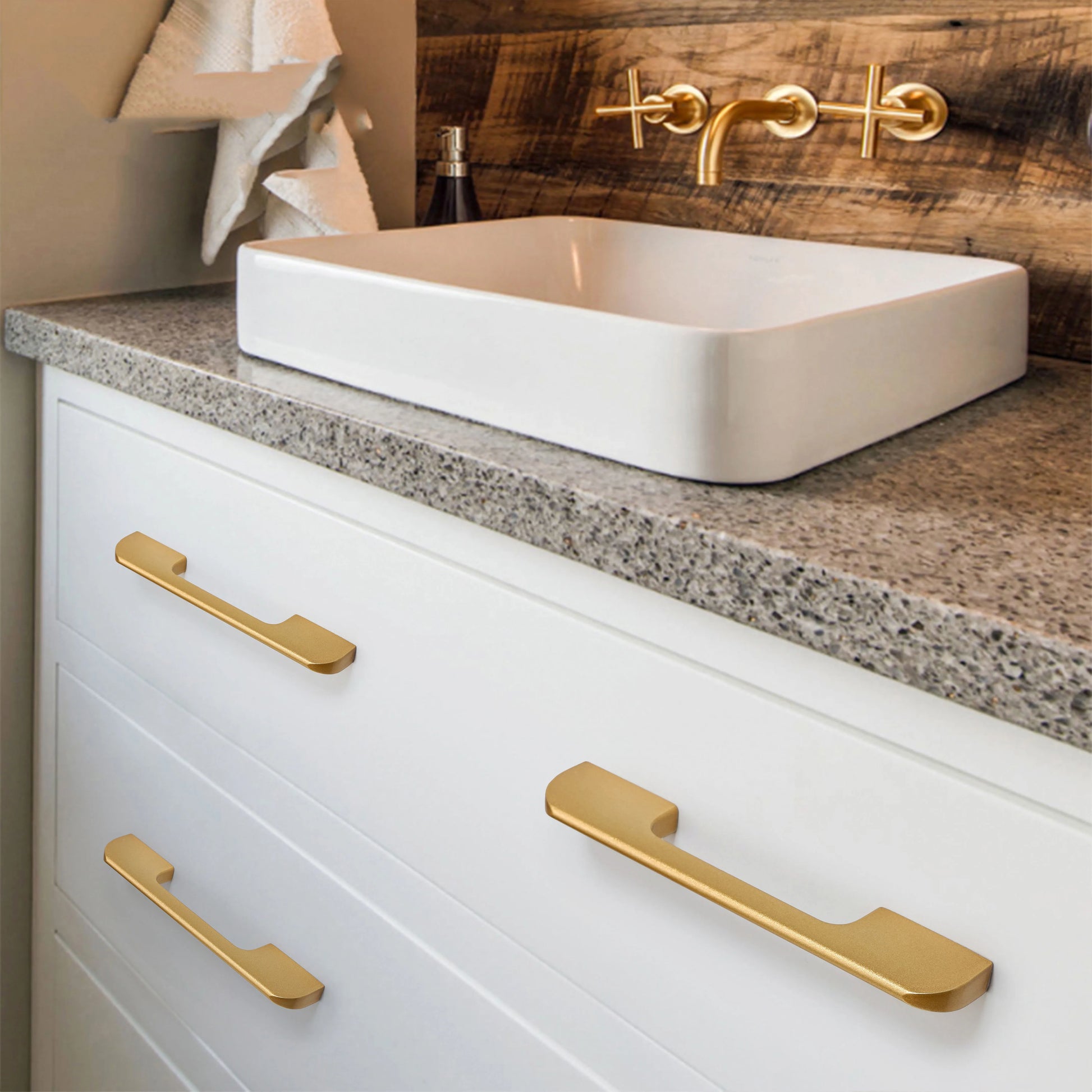 Mattgoldener Aluminium Möbelgriff 96-192mm Modern - Robust