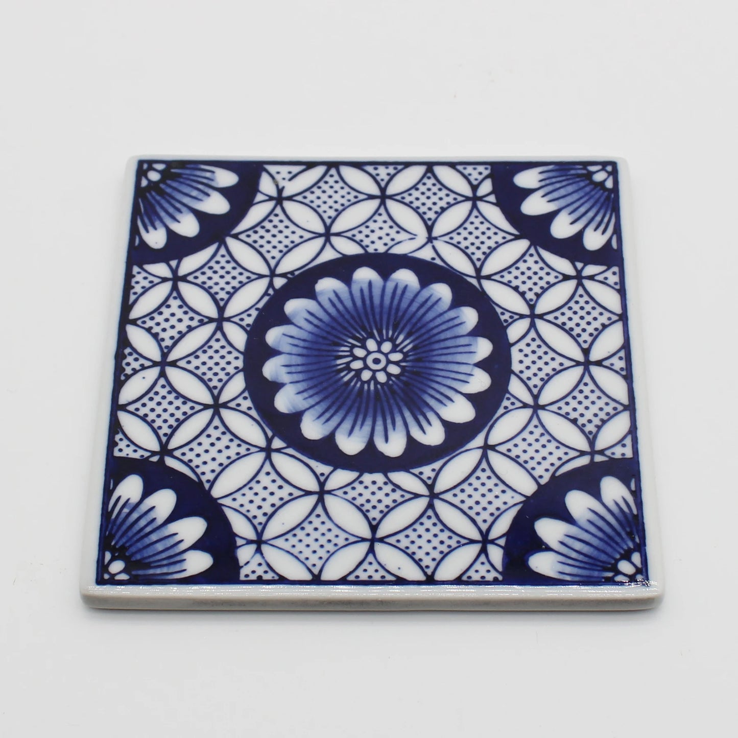 Dekorative quadratische Keramikuntersetzer 10x10 cm blau weiß