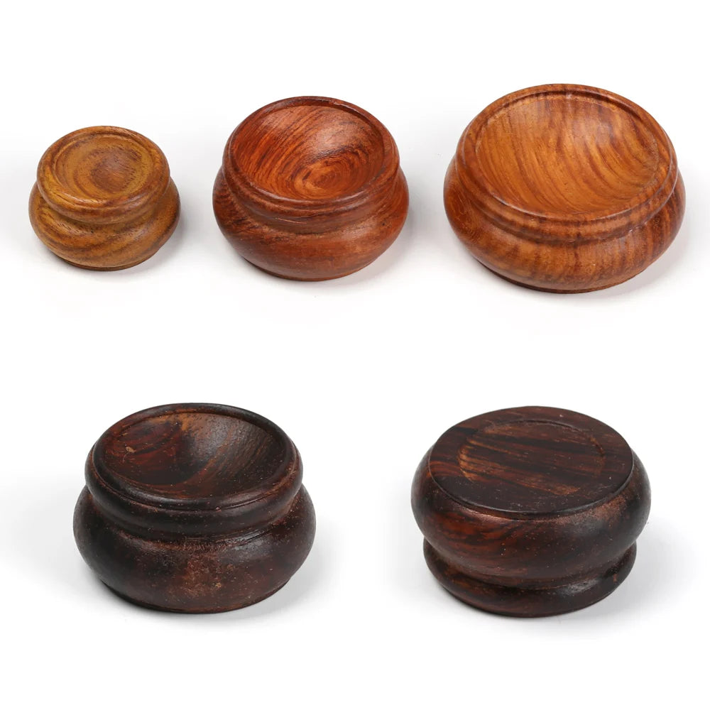 Moderner Holzhalter für Kristallkugeln mit einfacher Handhabung