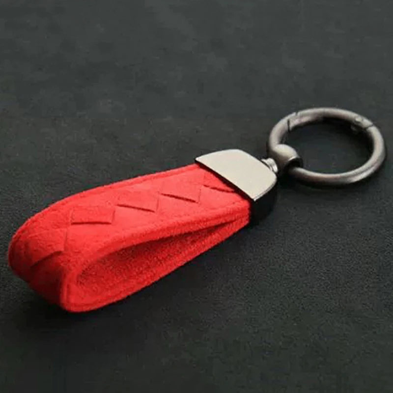 Wildleder Auto Schlüsselanhänger mit O-Schließe schwarz silber unisex