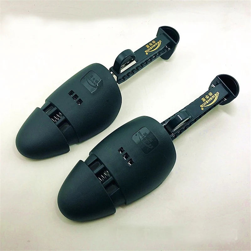 Verstellbare Schuhspanner aus Kunststoff für Faltenentfernung und Schuhschutz