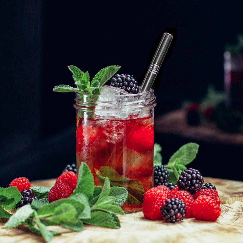 6er Set stilvolle Glasstrohhalme mit gravierten Geburtstagsmotiven