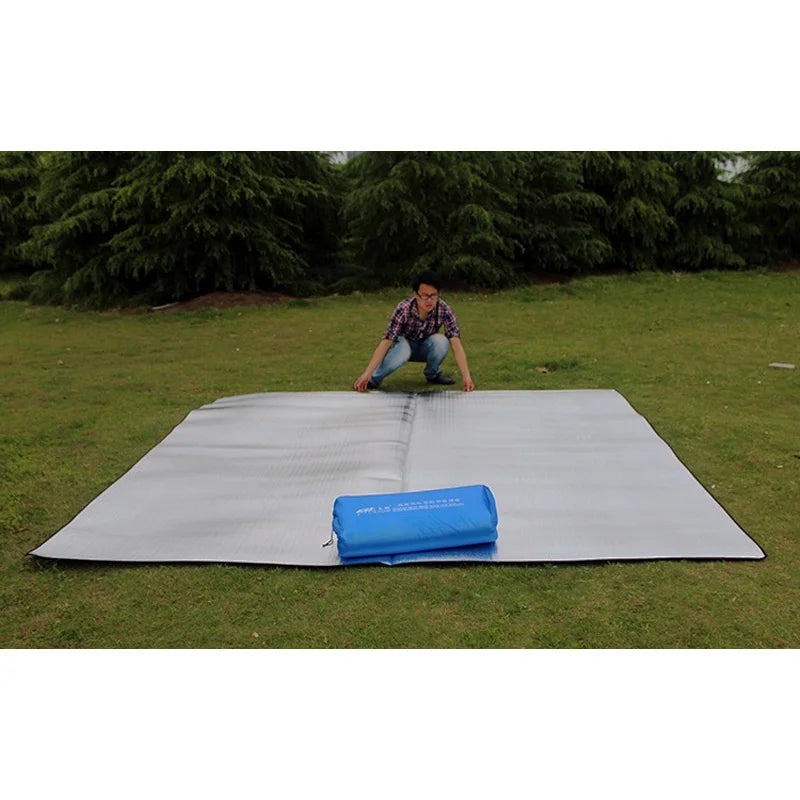 Ultraleichte wasserdichte Campingmatte mit eingebauter Luftpumpe