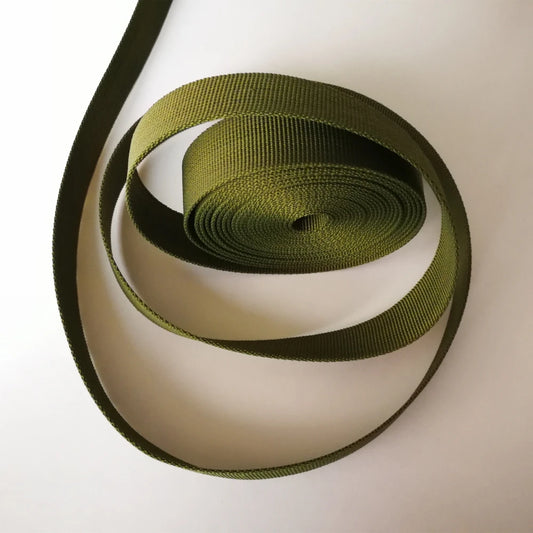 5m Jacquard Nylon Gurtband 2.5cm Olive Grün – Rucksack, Gürtel, DIY