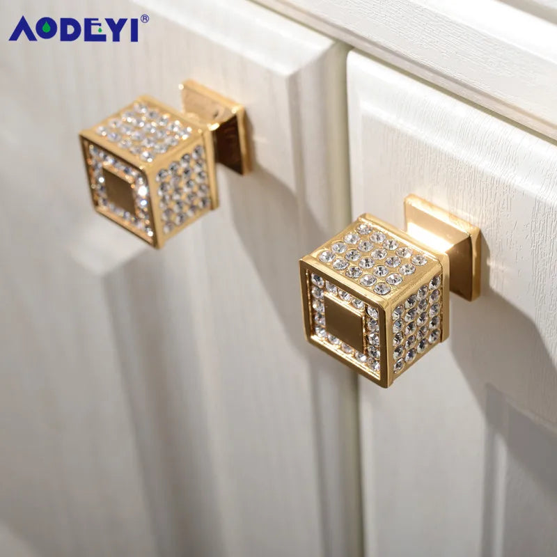 Eleganter Kristall Möbelknopf Diamant Optik für Schrank Schublade Gold/Chrom